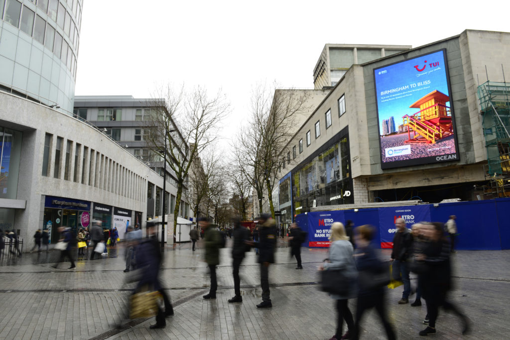 new-street-02-M0319-tui