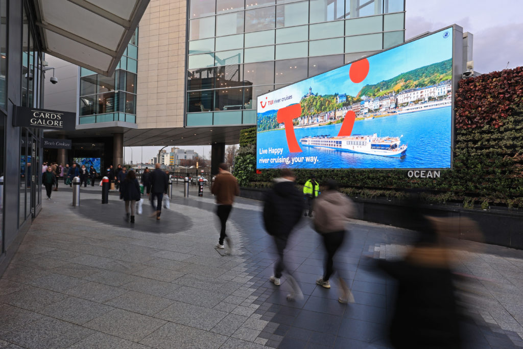 TUI, EatSt, Mar '22 2