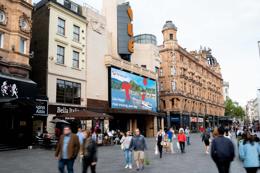 TUI, Leicester Square, MAr-22-1