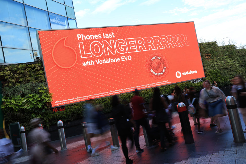 Vodafone, EatSt, Aug '23 1
