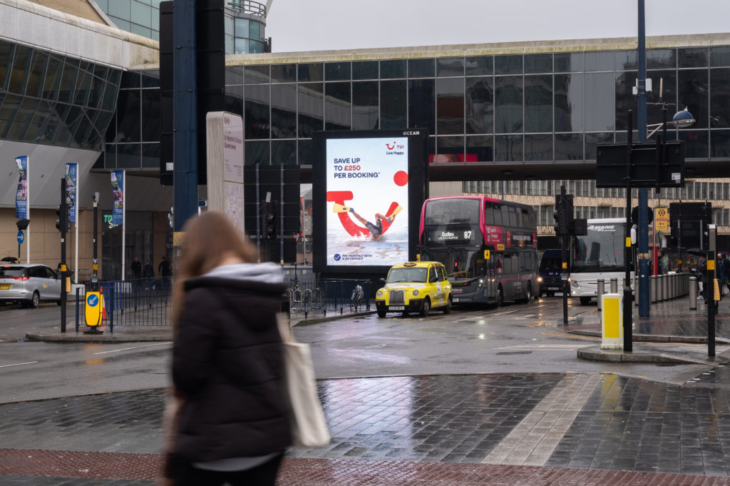 Tui, Grand-Central, Feb- 24 -245
