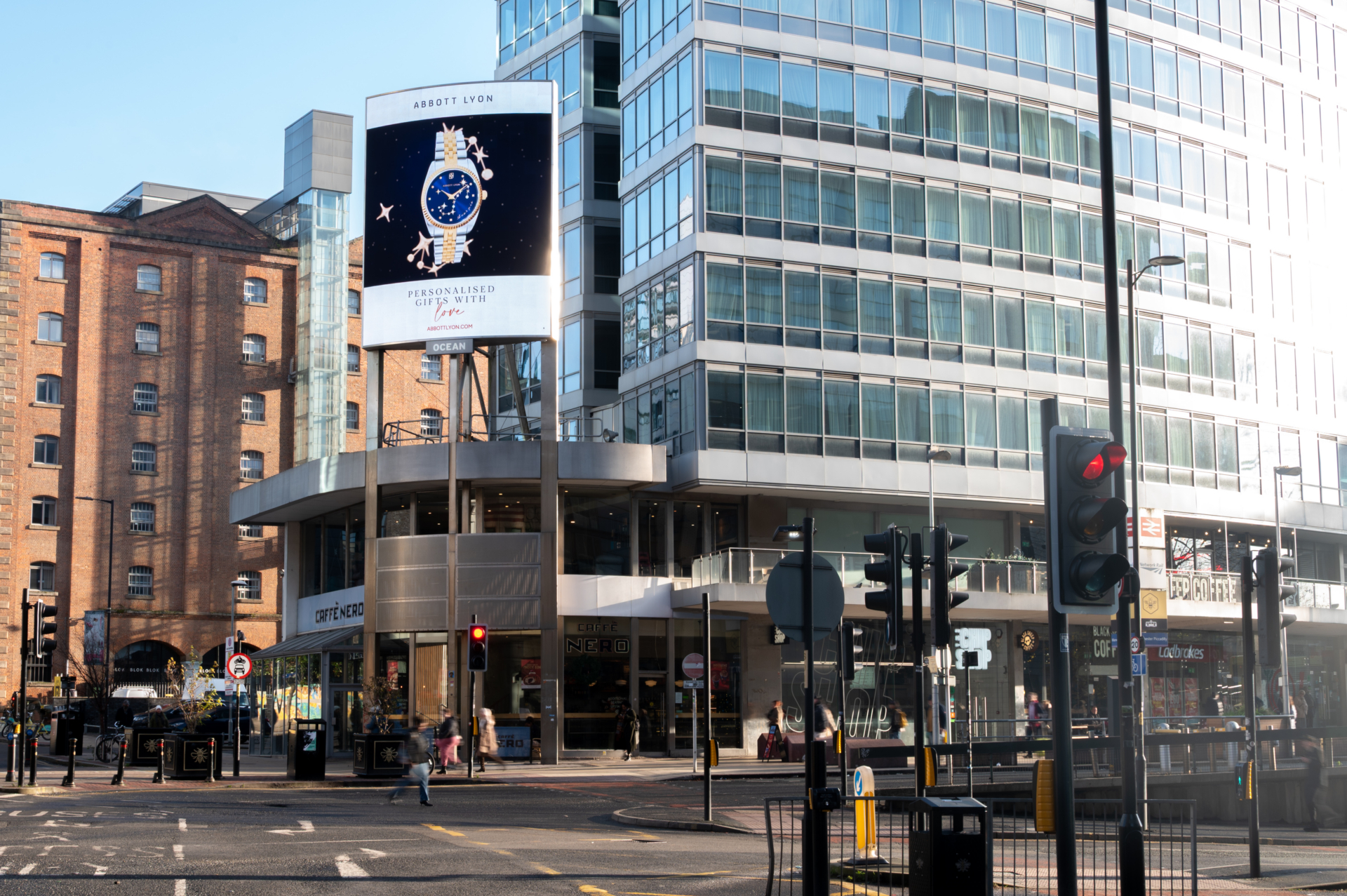 Abbott-Lyon-GatewayPiccadilly-Dec-25-3