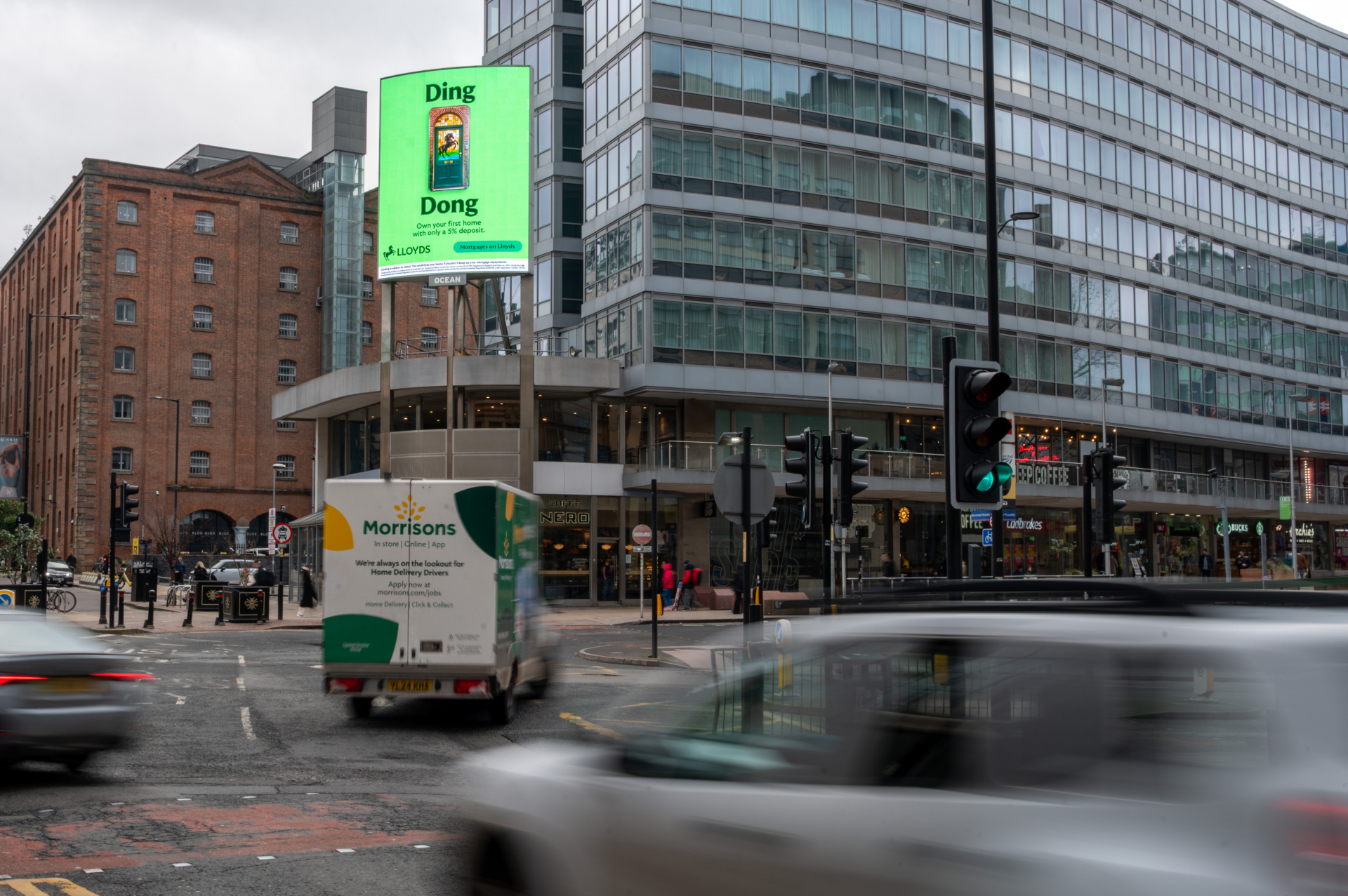Lloyds-GatewayPiccadilly-Feb-26-1