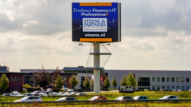 104A 2019-32 Steens