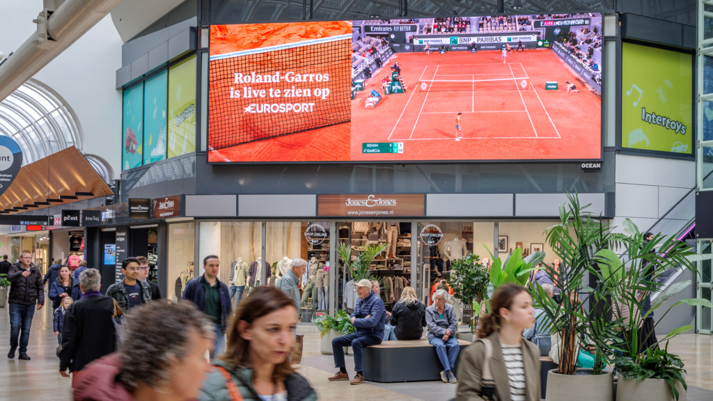 Ocean Live - Live DOOH Video Feeds - Ocean Outdoor
