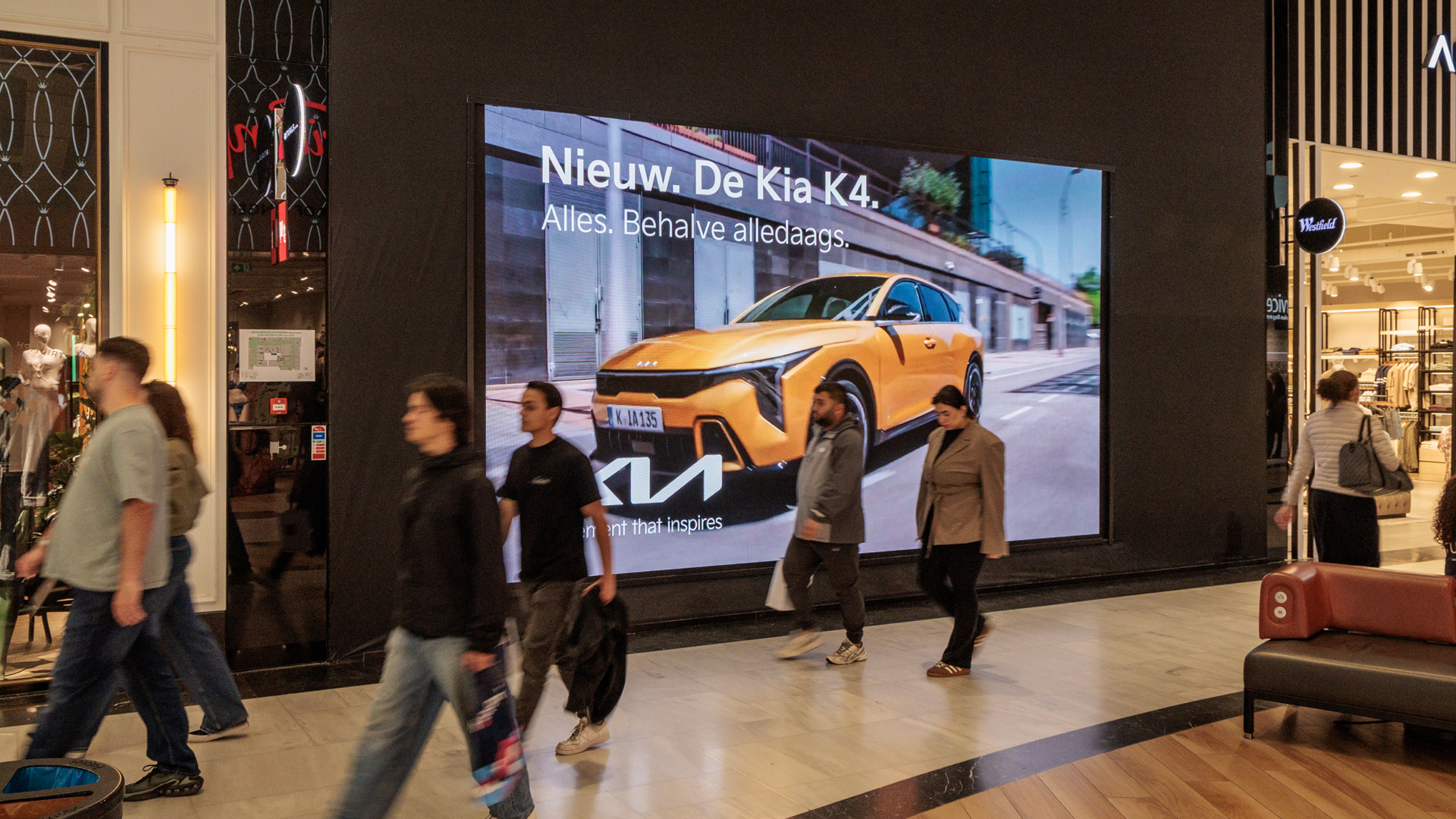 Ocean Outdoor_Leidschendam_Westfield_The Unlimited The Gallery_Kia Nederland_HR1