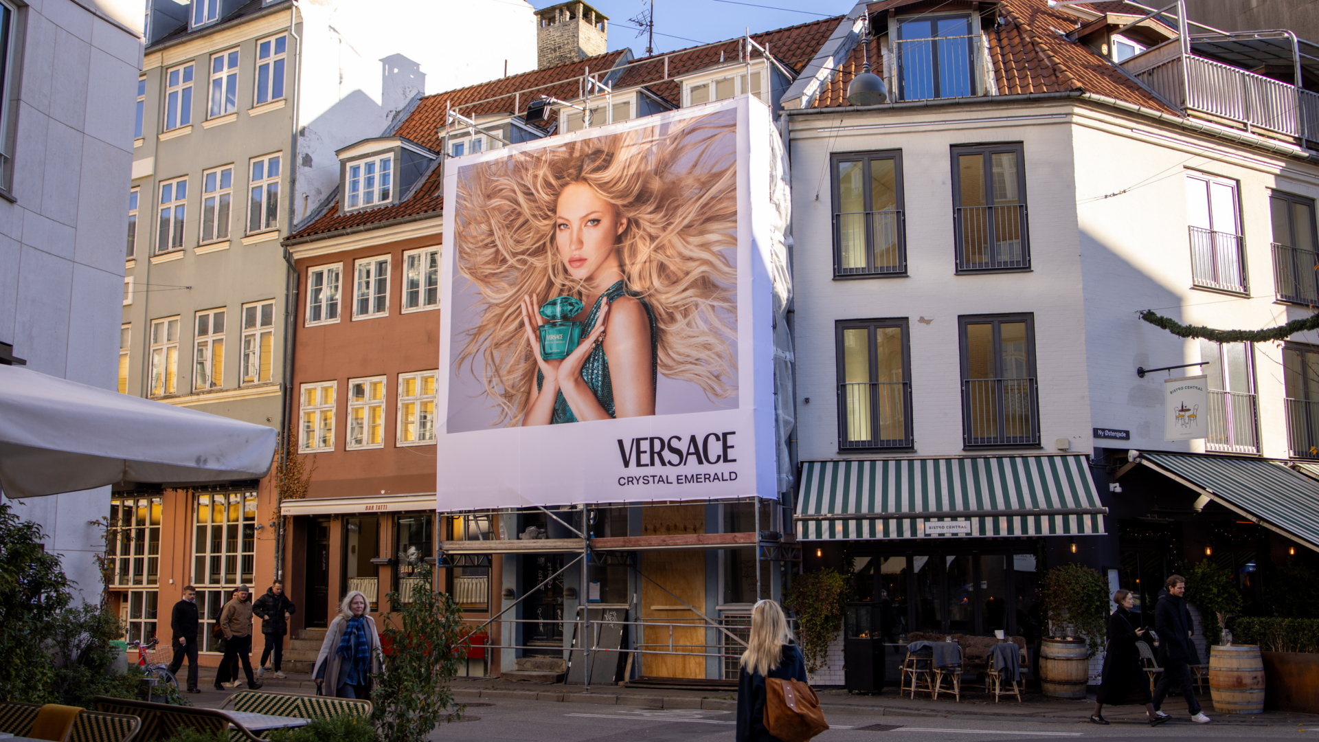 Versace_Store regnegade_09