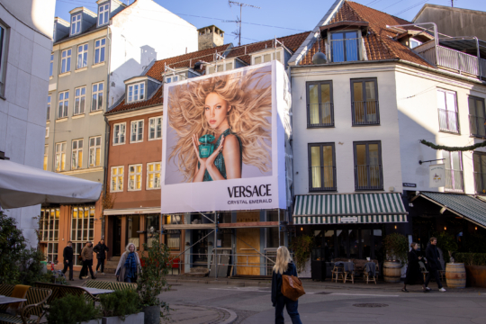 Versace_Store regnegade_09