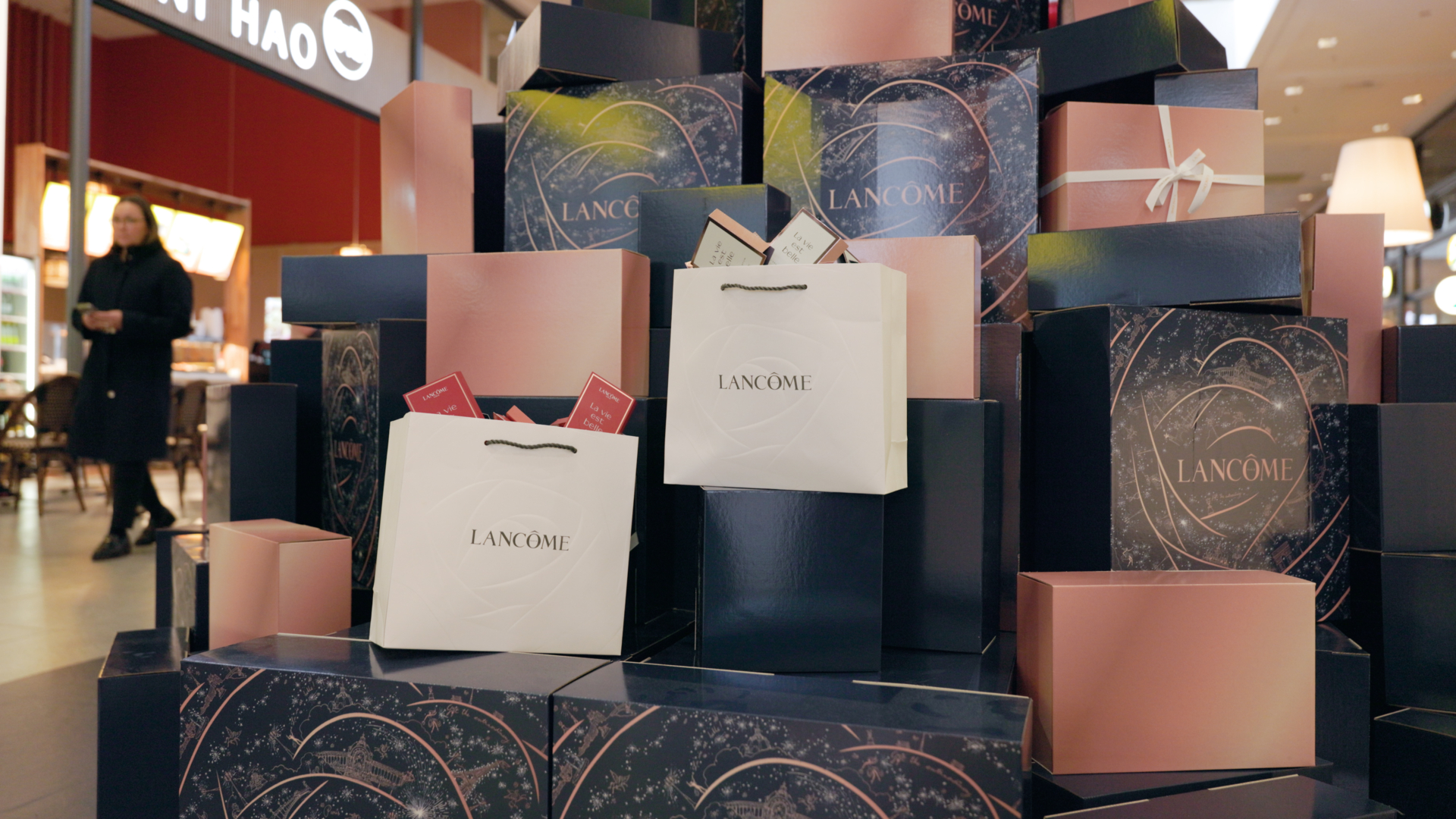 HCR_6645.00_00_10_14.Still003