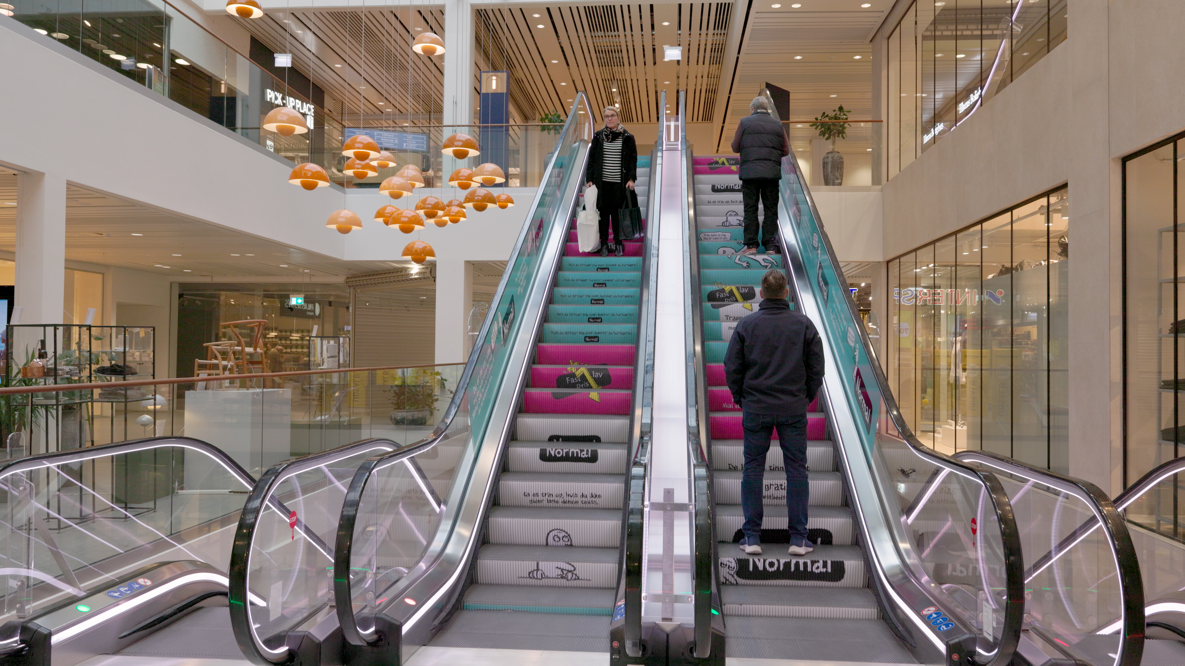 HCR_9020.00_06_02_11.Still012