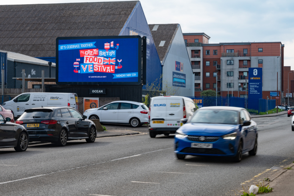 VE80, Salamander, April-25-02