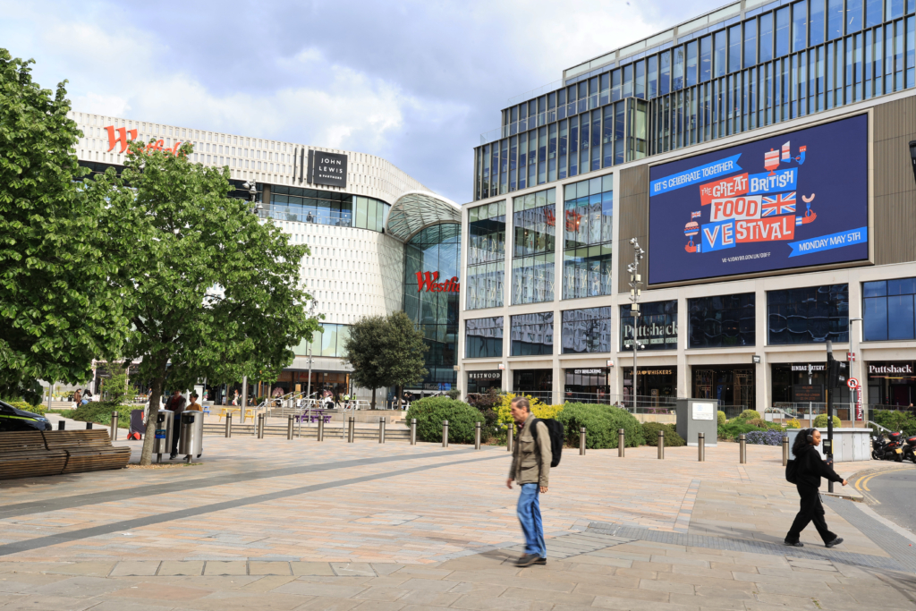 VE80, WestfieldSq, Apr '25 2