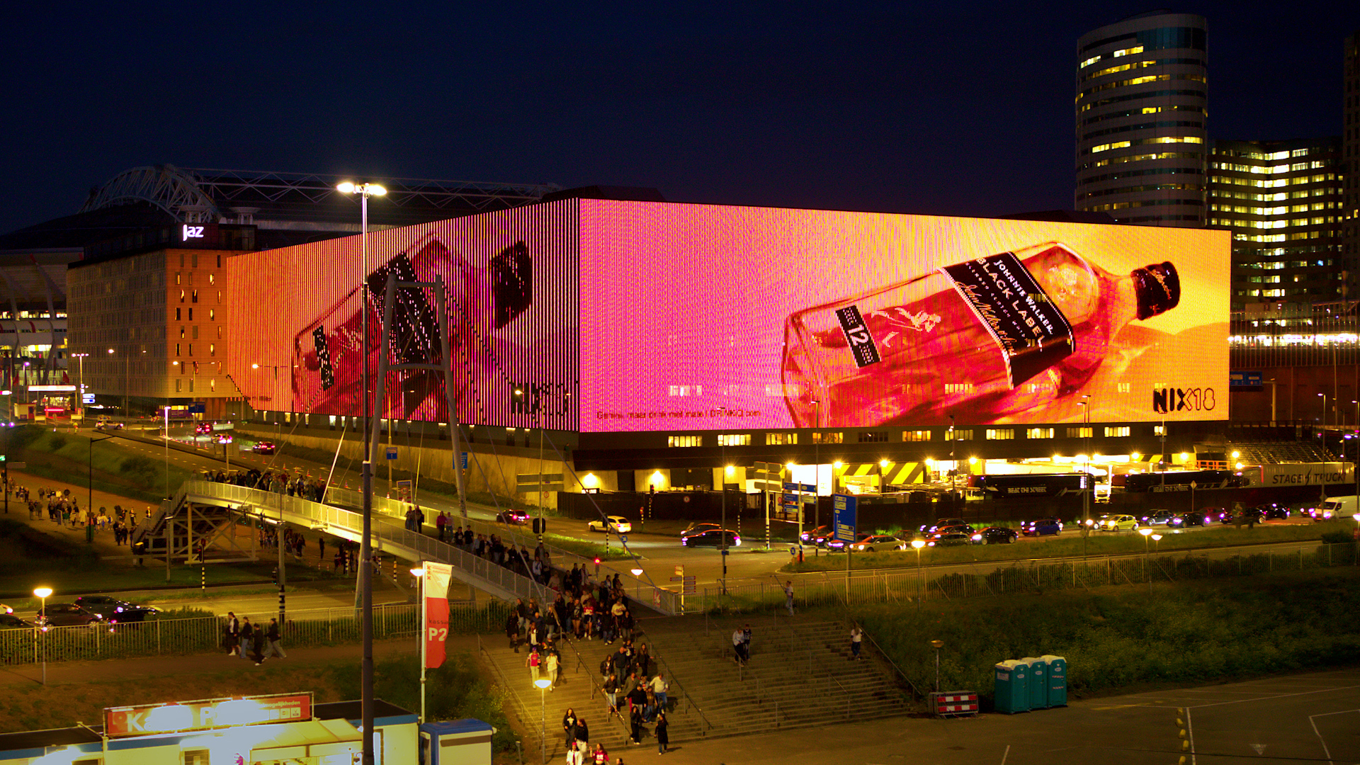 ZIGGO DOME 2.00_00_16_04.Still008