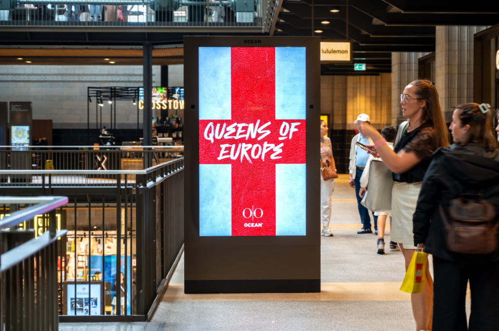 Ocean, Battersea, July-25-11