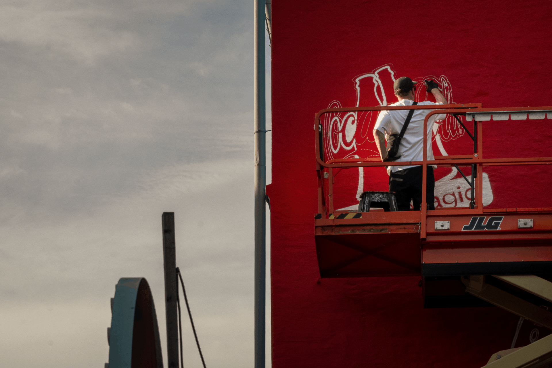 Coca-Cola mural BTS @sebelos_5