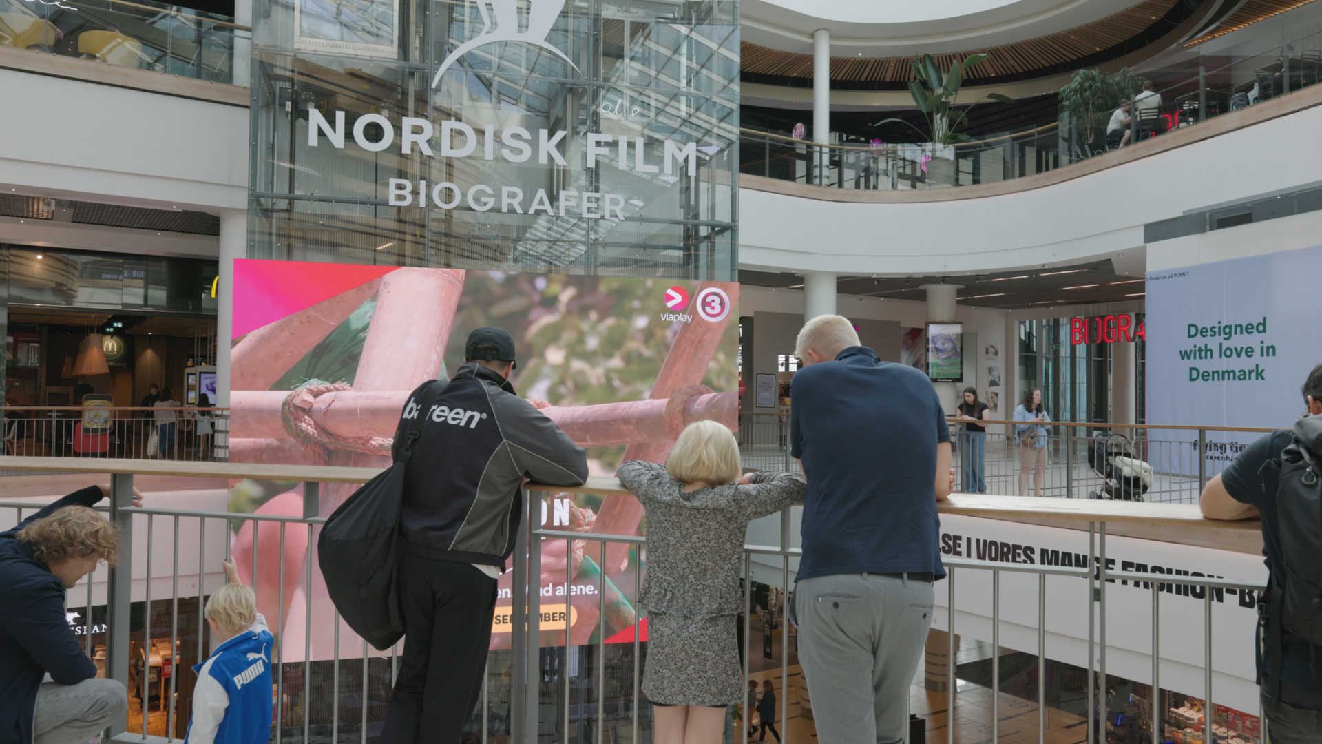 HCR_8862.00_00_40_03.Still027