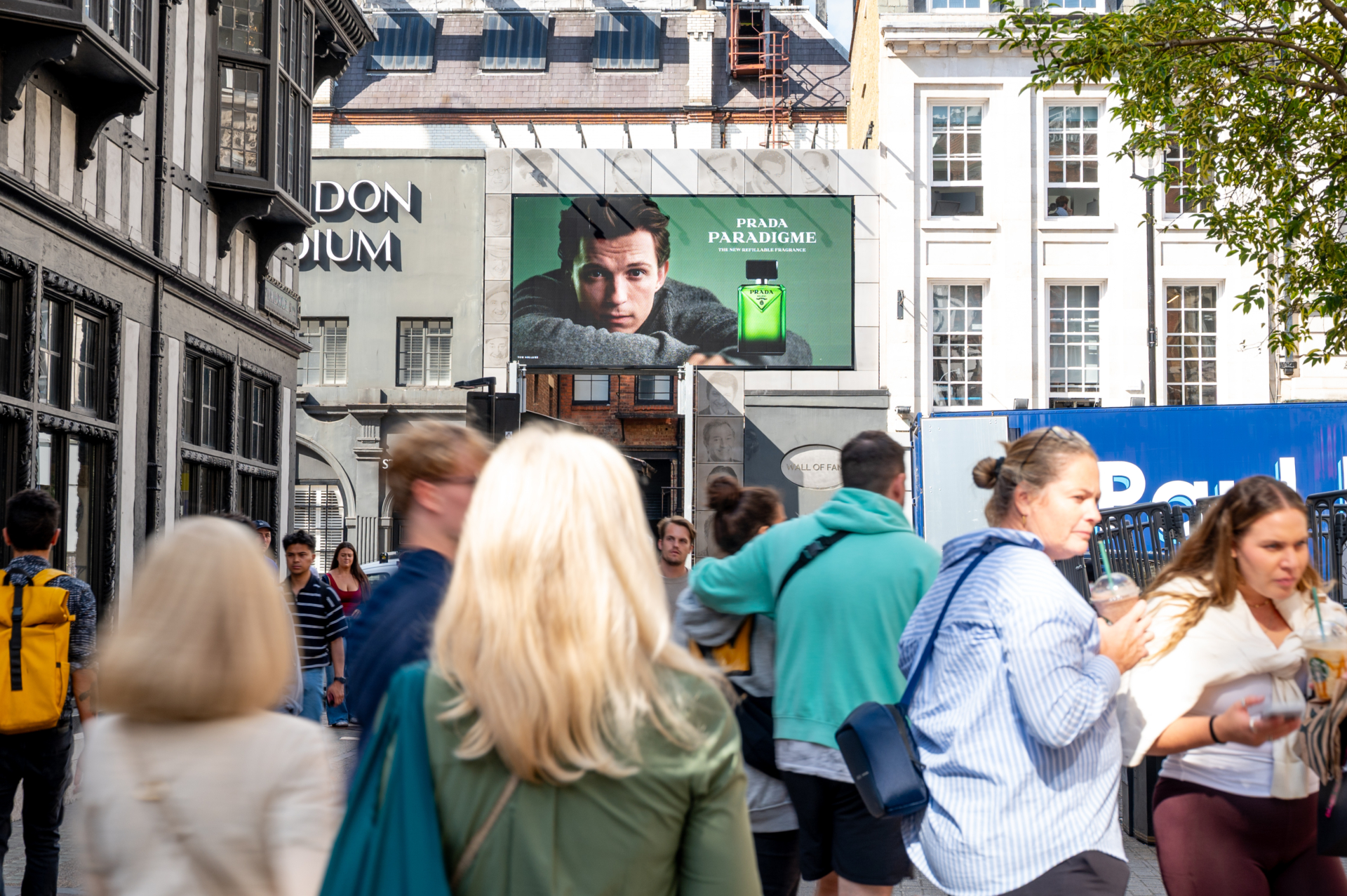 Prada, Carnaby, Sept-25-16