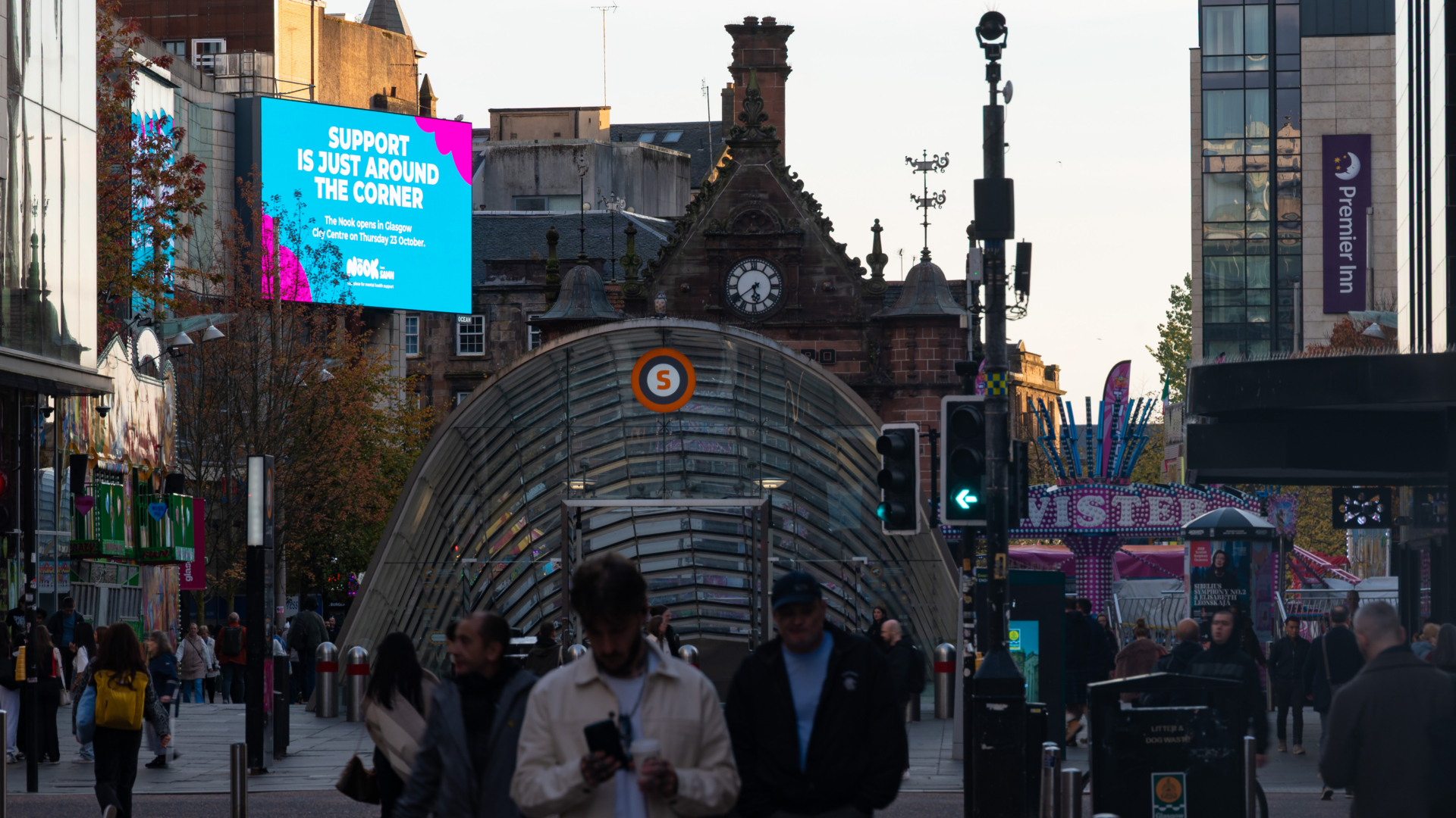 Nooks, St Enoch, Glasgow Oct-25-03