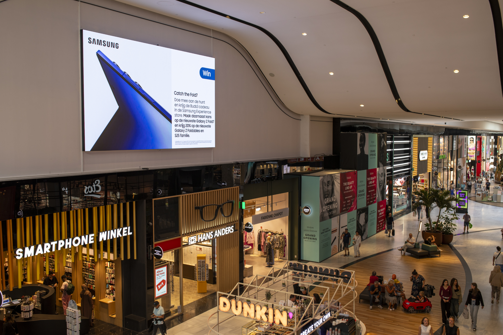 OceanOutdoor_WestfieldSkywall_Samsung_HR1.jpg_1