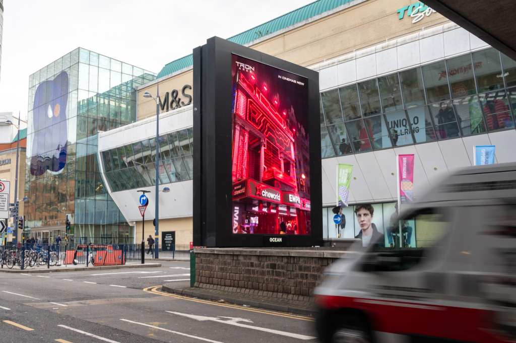 Tron, Bullring-North, Oct-25-3