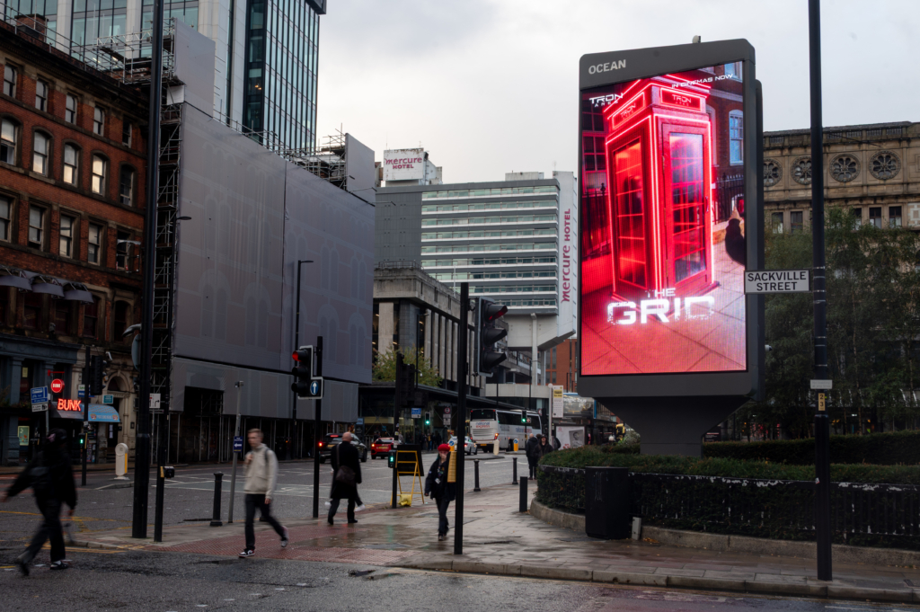 Tron, Mancone, Oct-25-9