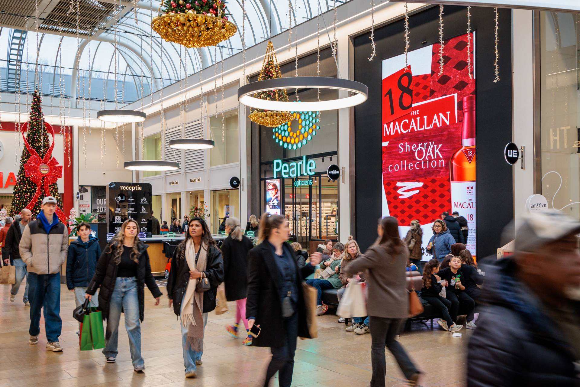 OceanOutdoor_Amstelveen_Unlimited_Binnenhof_Macallan_HR1