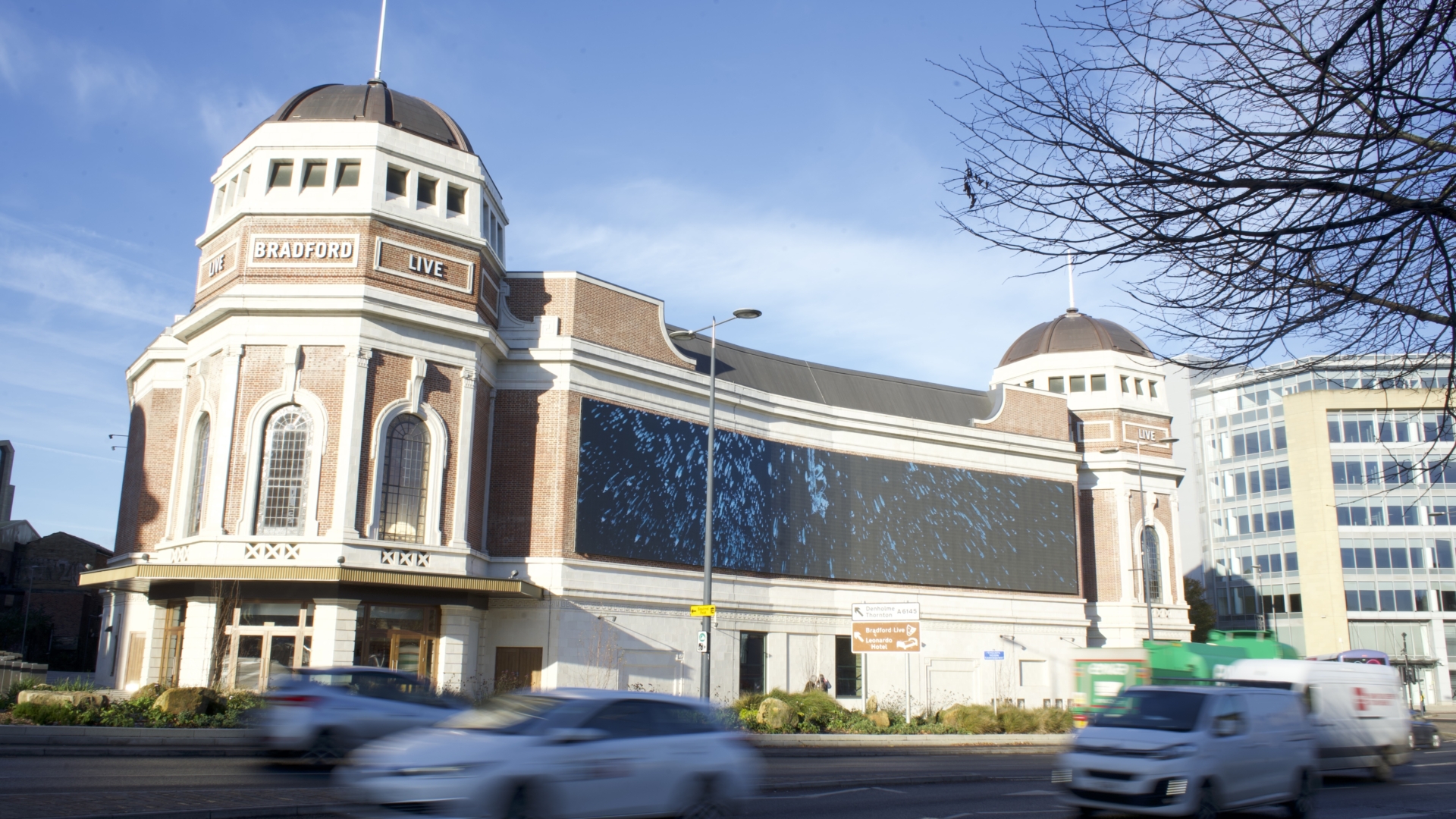 Quantum Splash Bradford Media Wall