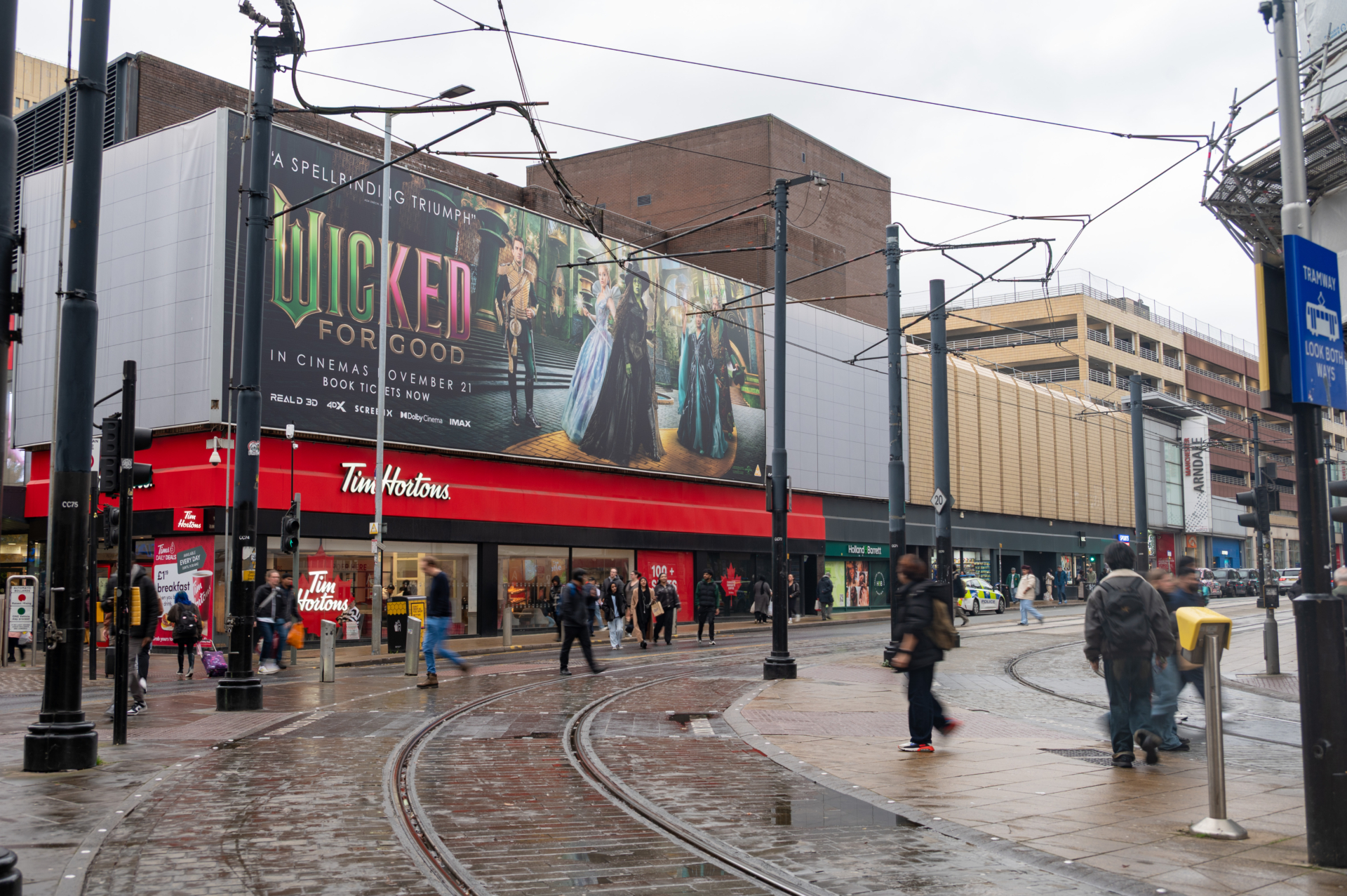 UniversalPictures, ArndaleBanner, NOV-14