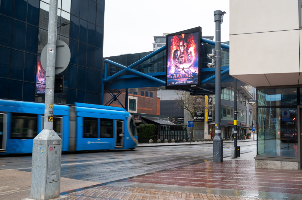 Avatar, Broad-Street, Dec-25-5