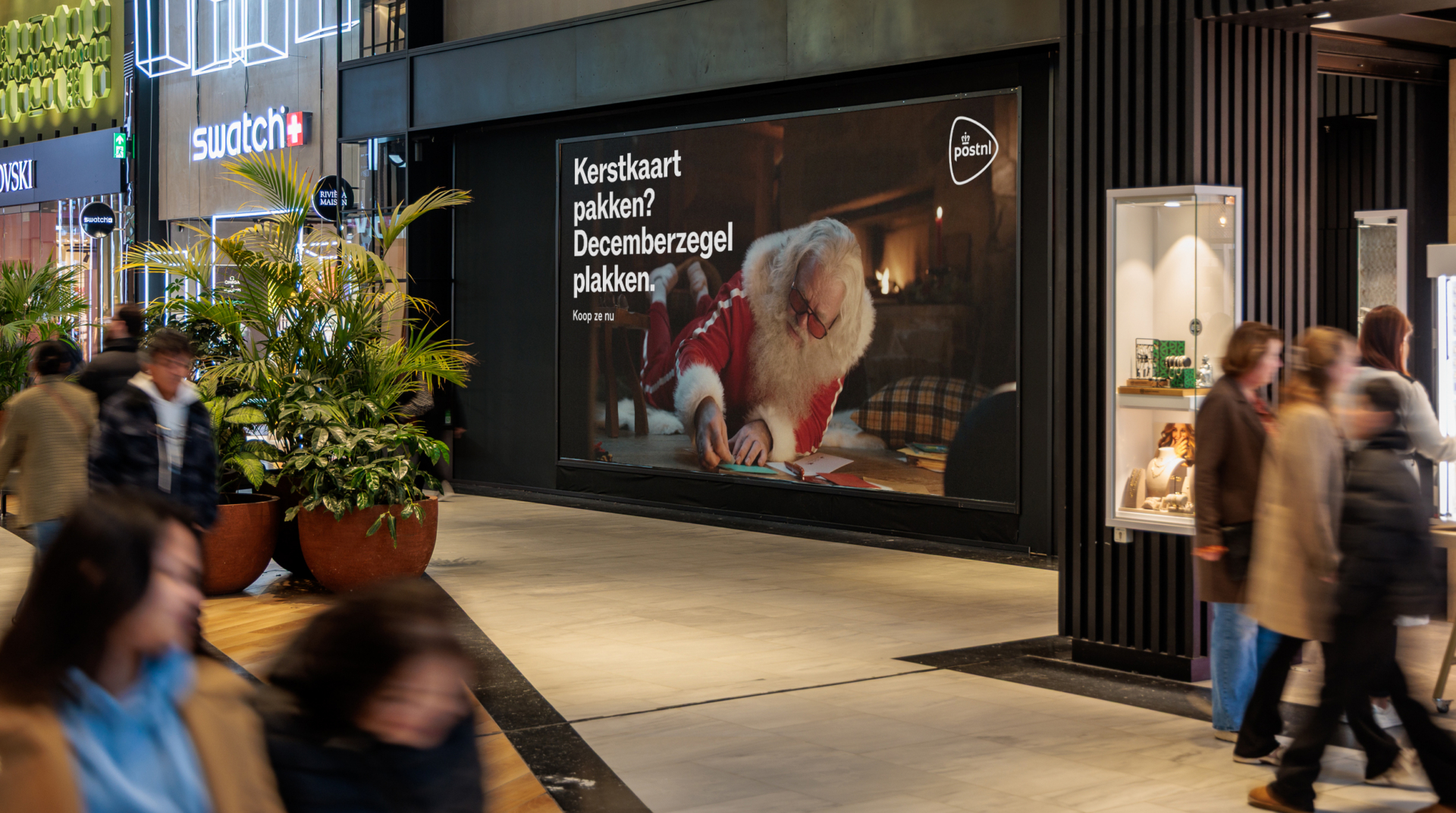 OceanOutdoor_Westfield_Eglantier_PostNL_HR1