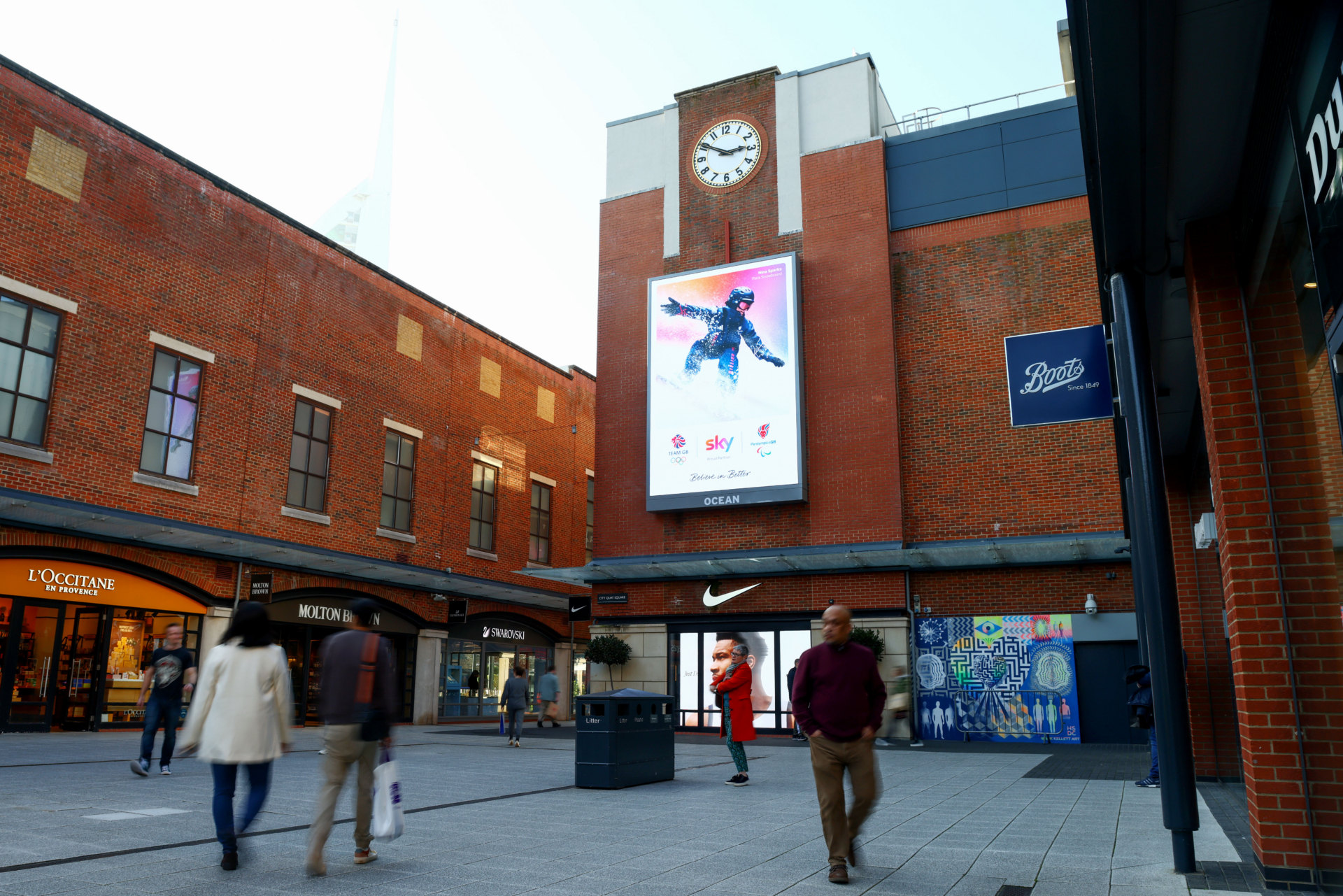SKY-TEAM-GB-GUNWHARF-QUAYS-MAR-26