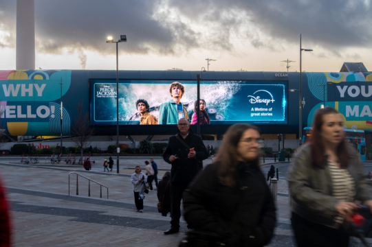 Disney, LMW, Dec-25-2