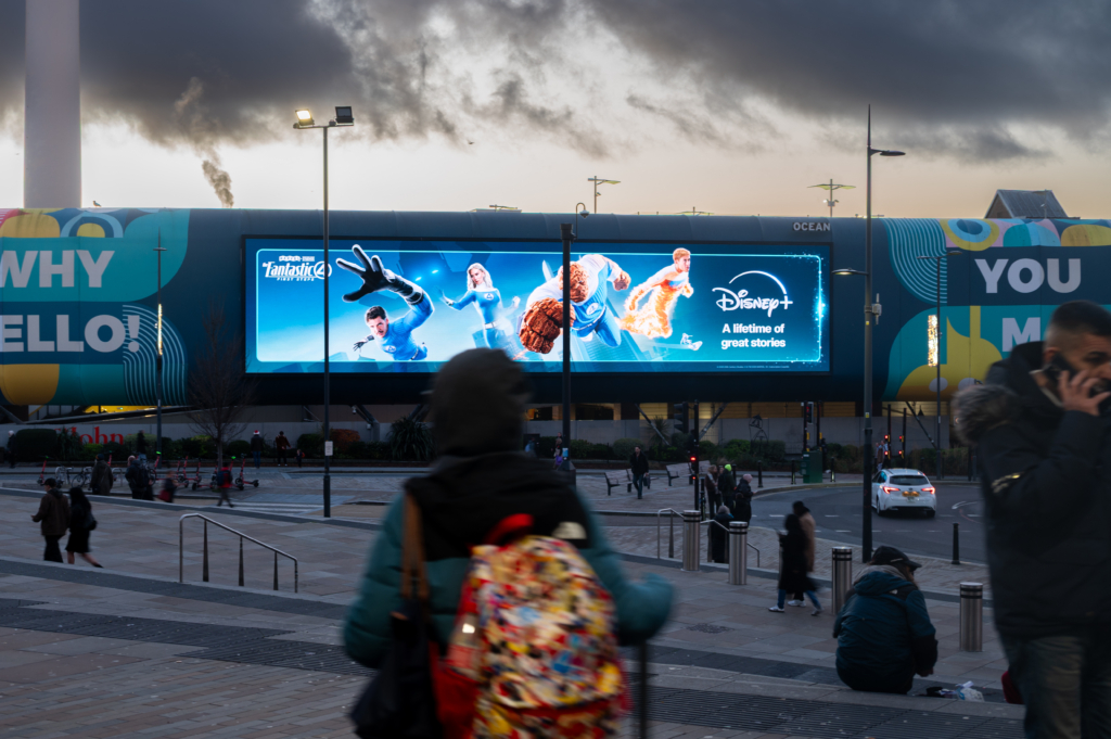 Disney, LMW, Dec-25-8