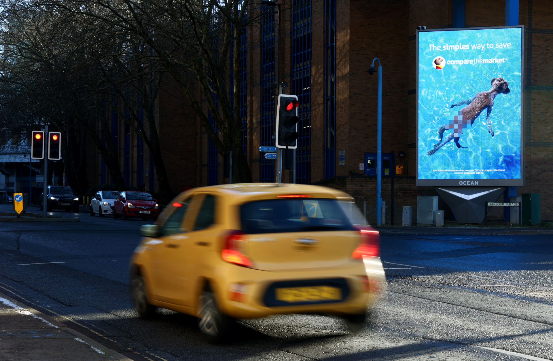 COMPARE-THE-MARKET-SCREEN-ON-WEST-QUAY-JAN-26