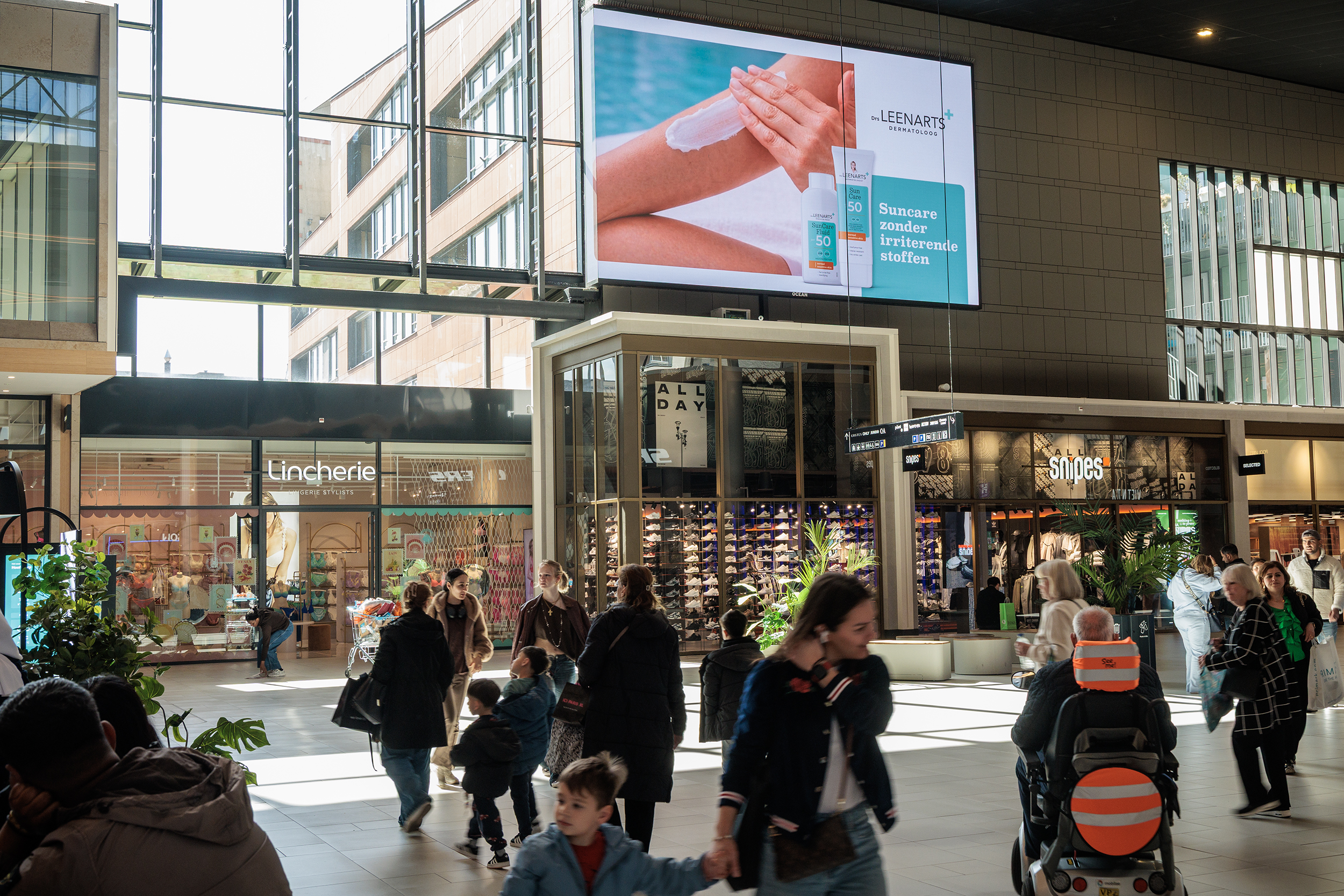 Ocean Outdoor_Hoofddorp_Vier Meren_Centrum_Dr. Leenarts_HR1