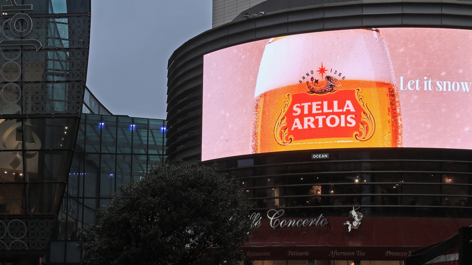 Stella-FourDials-Dec-25-2