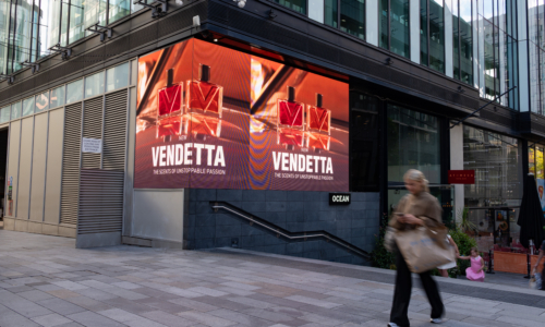 Valentino-Screenatspiningfields-August-1